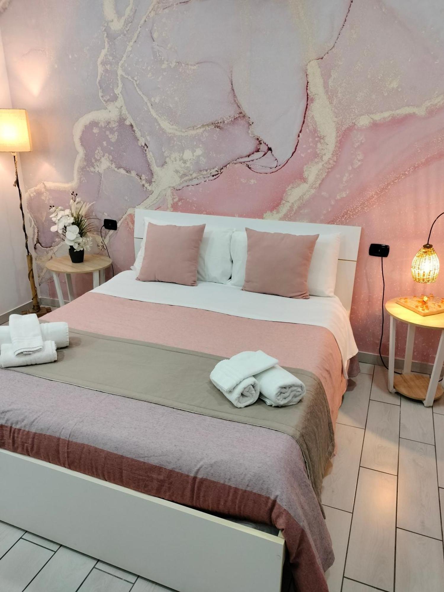 Marcello&core Bed & Breakfast Napels